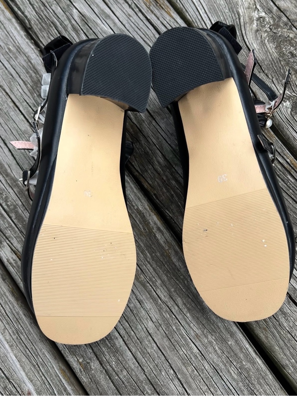 Black Bow Mary Jane Heels - Women - Picture 3 of 5
